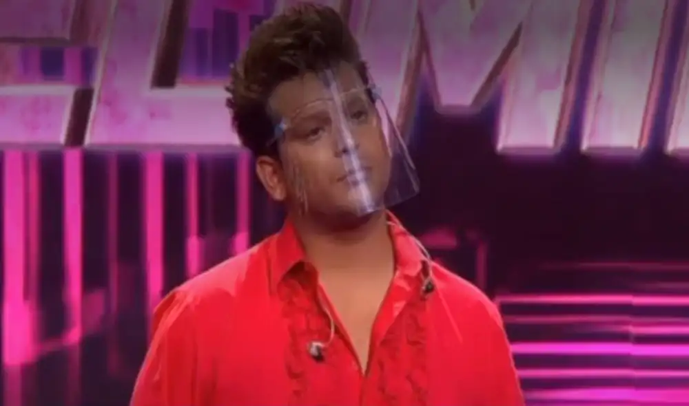 El imitador de Luis Miguel no tuvo su mejor actuación. Foto: captura Chilevisión El imitador de Luis Miguel no tuvo su mejor actuación. Foto: captura Chilevisión