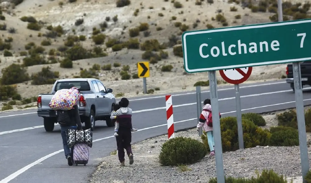 En la pequeña localidad de Colchane se han declarado en alerta ante la gran cantidad de migrantes que han llegado, mayormente provenientes de Venezuela. Foto: difusión En la pequeña localidad de Colchane se han declarado en alerta ante la gran cantidad de migrantes que han llegado, mayormente provenientes de Venezuela. Foto: difusión