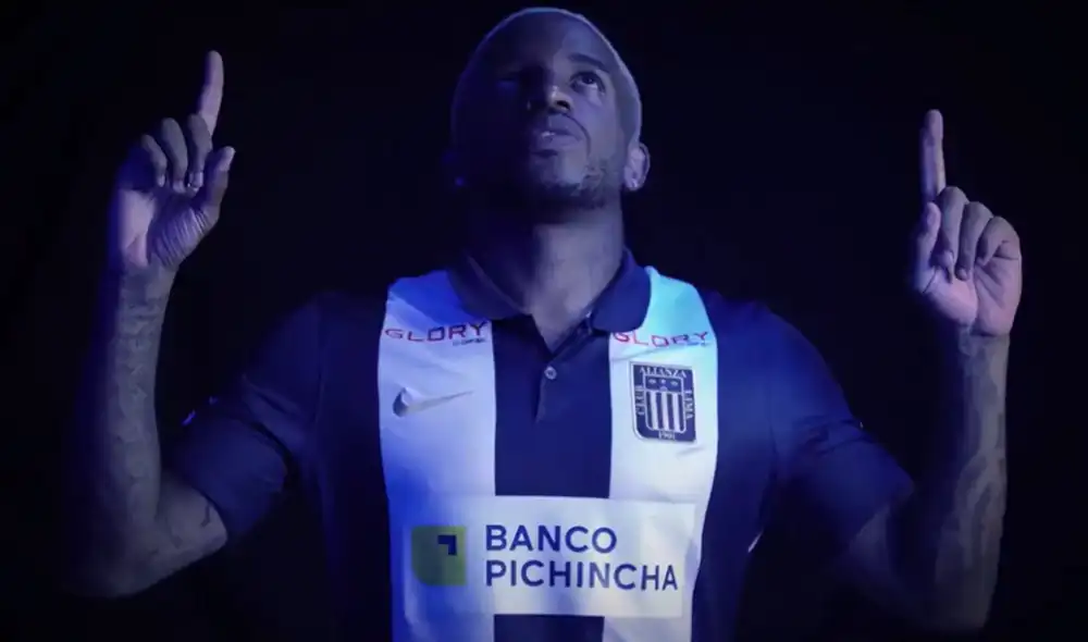 Jefferson Farfán jugará la Liga 1 2021 y usará la '10' en Alianza Lima. Foto: Alianza Lima