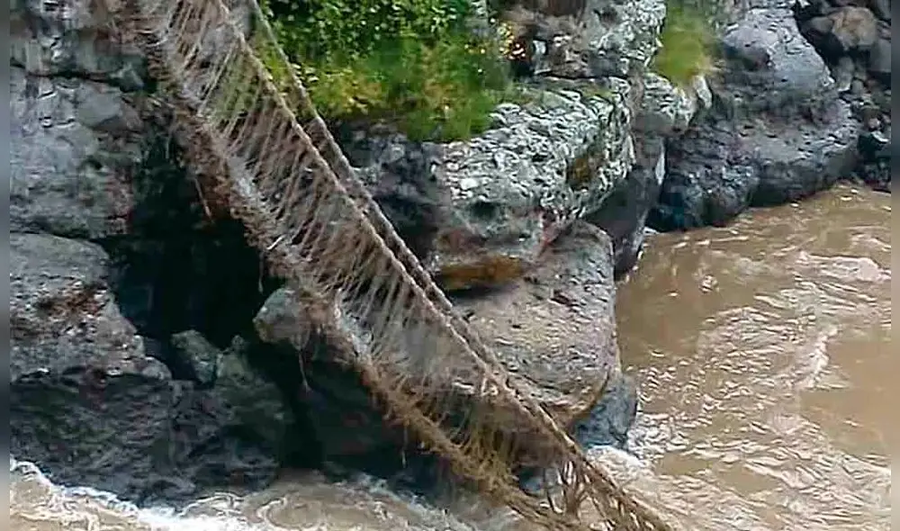 Deterioro. Servidores de Cultura elaboran un informe detallado sobre el daño en el puente inca. Deterioro. Servidores de Cultura elaboran un informe detallado sobre el daño en el puente inca.