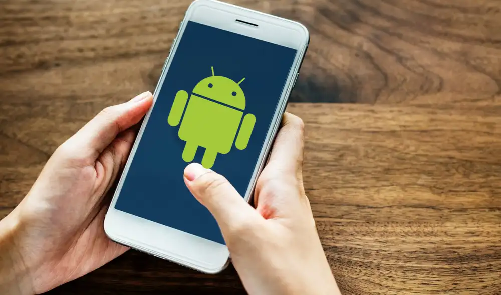 Actualizar tu teléfono Android es importante para mantenerlo seguro. Foto: composición LR/MyComputer