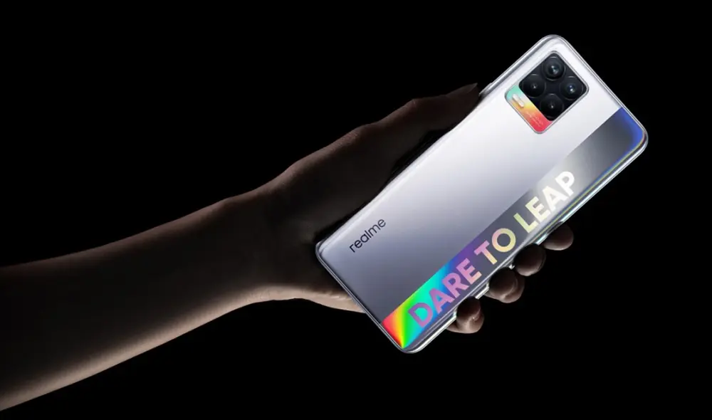 El Realme 8 tiene una pantalla super AMOLED de 6,4 pulgadas de tamaño. Foto: Realme