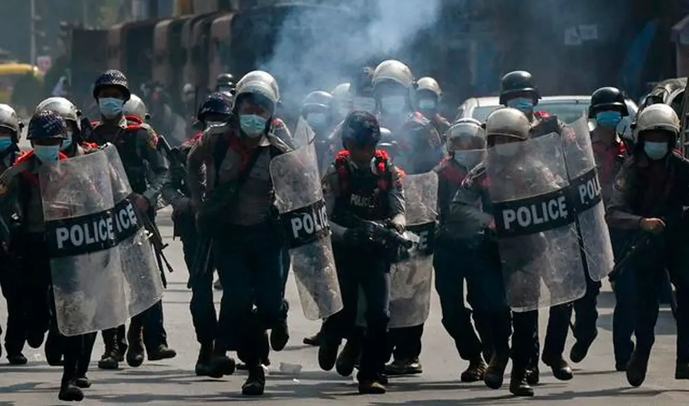 Una ola de protestas sacude el país desde el golpe militar que derrocó a la dirigente civil Aung San Suu Kyi el 1 de febrero. Foto: AFP Una ola de protestas sacude el país desde el golpe militar que derrocó a la dirigente civil Aung San Suu Kyi el 1 de febrero. Foto: AFP