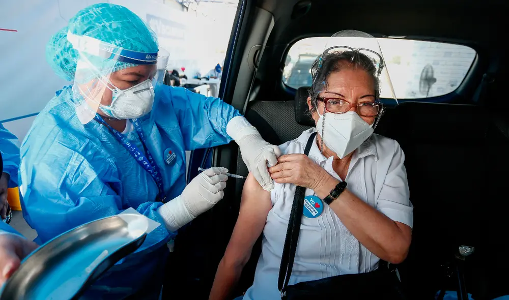 Bermúdez anunció la llegada de más vacunas a nuestro país. Foto: Antonio Melgarejo/ La República