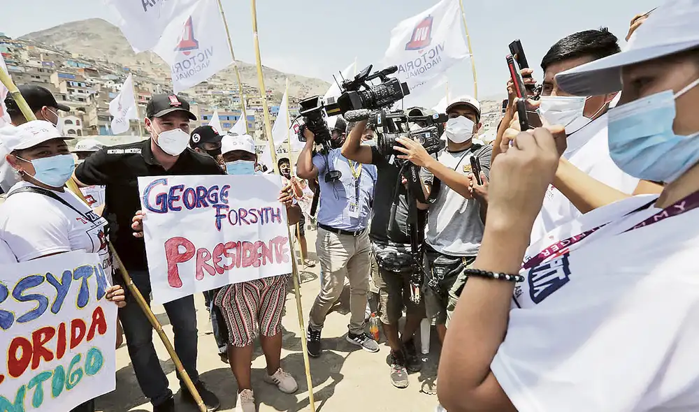 Norte. George Forsyth se muestra optimista por leve repunte en las encuestas. Cree que seguirá creciendo. Foto: Jorge Cerdán/La República