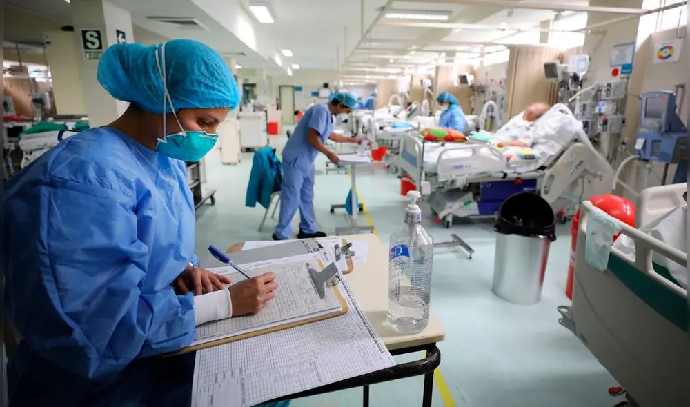 Los hospitales de Lambayeque están saturados de pacientes desde hace semanas, lo que hace crítica la situación. Foto: referencial/Andina Los hospitales de Lambayeque están saturados de pacientes desde hace semanas, lo que hace crítica la situación. Foto: referencial/Andina
