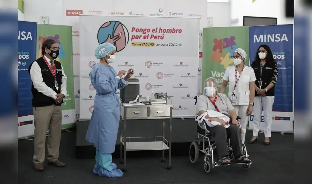 Ministros participaron en el acto inaugural de la campaña. Foto: Antonio Melgarejo/La República Ministros participaron en el acto inaugural de la campaña. Foto: Antonio Melgarejo/La República