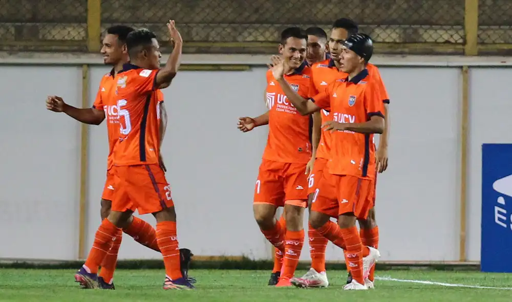 Franchesco Flores fue la figura del partido con su doblete. Foto: Liga de Fútbol Profesional Franchesco Flores fue la figura del partido con su doblete. Foto: Liga de Fútbol Profesional