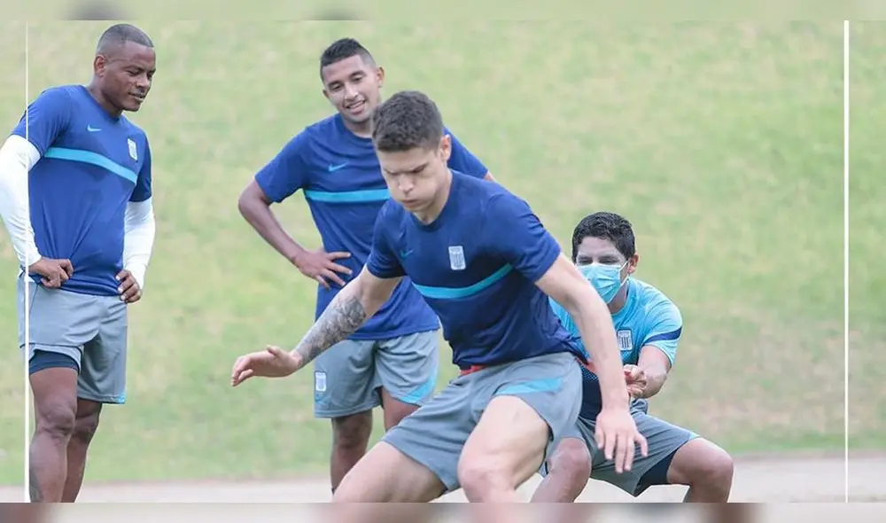 El debut de los blanquiazules no contará con Farfán por decisión de Bustos. Foto: Twitter Alianza Lima