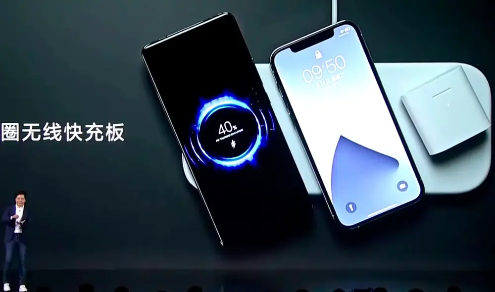 Este cargador inalámbrico podrá cargar tres dispositivos a la vez con una potencia de 20 W cada uno. Foto captura: YouTube