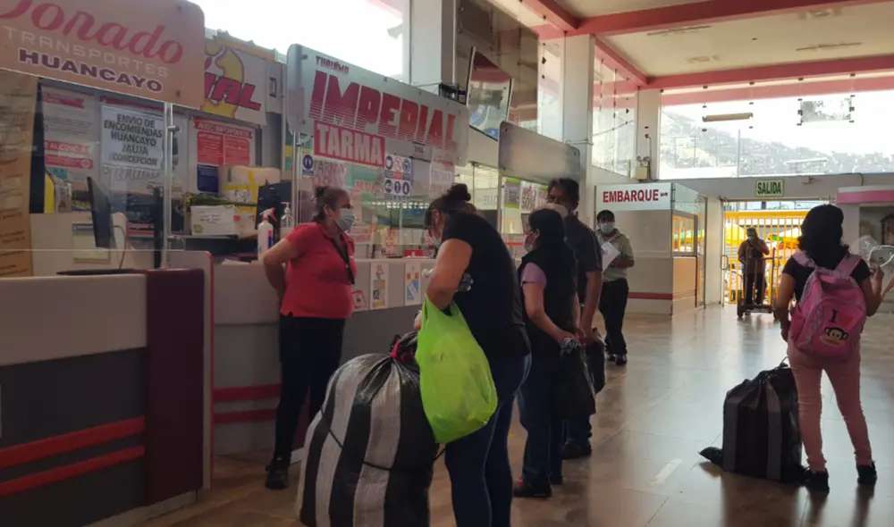 Viajes interprovinciales terrestres y aéreos estarán suspendidos hasta el 3 de abril. Foto: Mary Luz Aranda / URPI-GLR Viajes interprovinciales terrestres y aéreos estarán suspendidos hasta el 3 de abril. Foto: Mary Luz Aranda / URPI-GLR