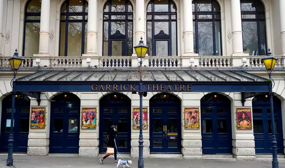 Entre los beneficiarios de la nueva ayuda destacan el museo nacional de fútbol de Manchester, el de Transportes en Londres, los cines independientes y el festival de Glastonbury. Foto: AFP