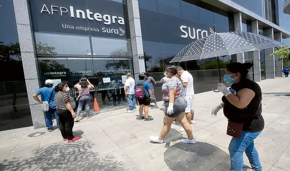 AFP. De haber luz verde a la autógrafa de ley, los afiliados podrán retirar hasta S/ 17.600 de su cuenta individual. Foto: difusión