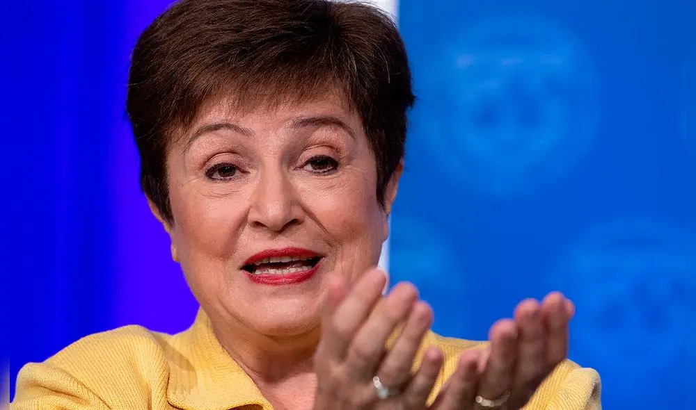 Kristalina Georgieva habla sobre los efectos de la COVID-19 en la economía durante una conferencia de prensa en Washington en diciembre del 2020. Foto: AFP Kristalina Georgieva habla sobre los efectos de la COVID-19 en la economía durante una conferencia de prensa en Washington en diciembre del 2020. Foto: AFP