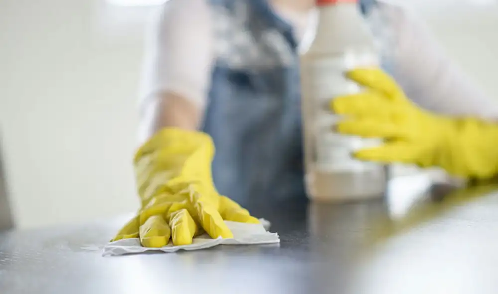 Los CDC indican que solo basta con jabón y detergente para evitar contagios por superficies. Foto: Loma Linda University Health Los CDC indican que solo basta con jabón y detergente para evitar contagios por superficies. Foto: Loma Linda University Health