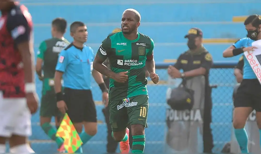 Jefferson Farfán regresó al fútbol peruano tras 17 años. Foto: difusión