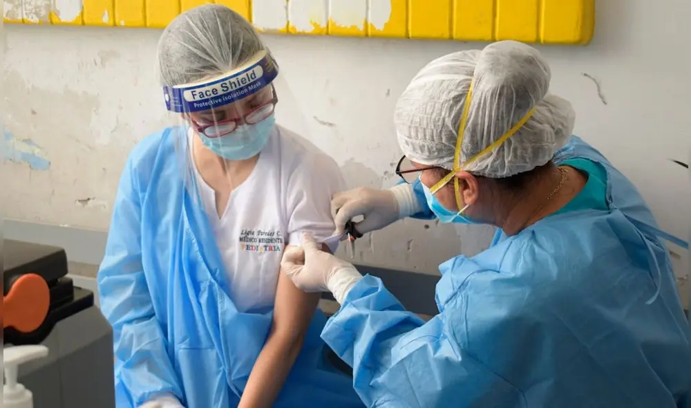 Geresa informó que 13.555 profesionales de la salud, de un total de 20.000, han recibido su primera y segunda dosis. Foto: Geresa Lambayeque Geresa informó que 13.555 profesionales de la salud, de un total de 20.000, han recibido su primera y segunda dosis. Foto: Geresa Lambayeque