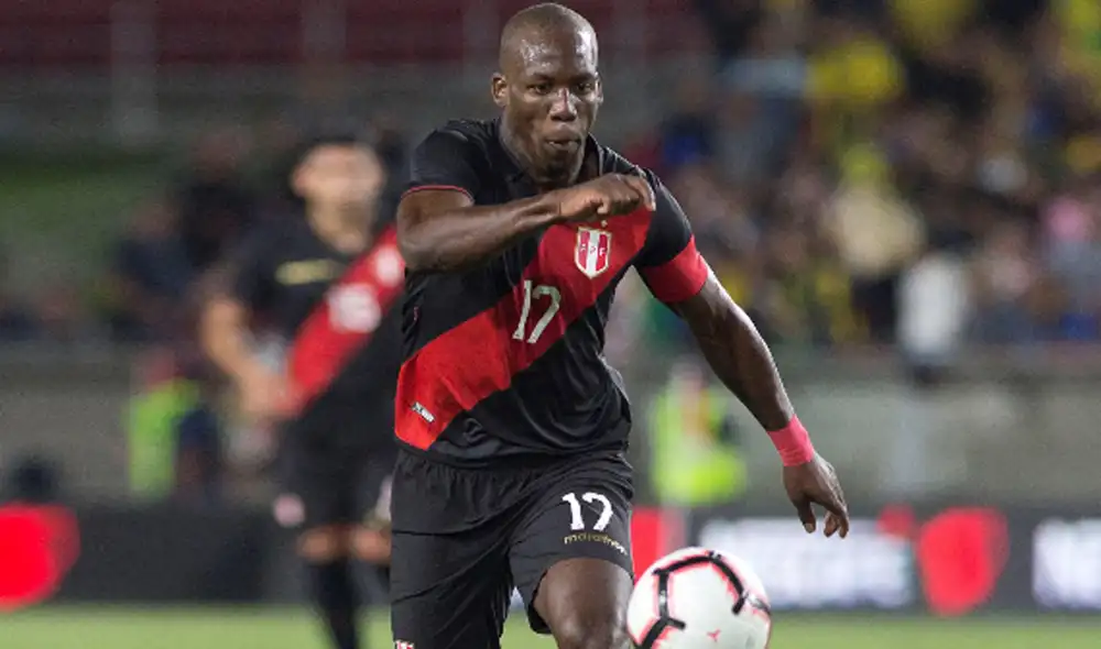 Luis Advíncula es jugador del Rayo Vallecano desde el 2018. Foto: EFE Luis Advíncula es jugador del Rayo Vallecano desde el 2018. Foto: EFE