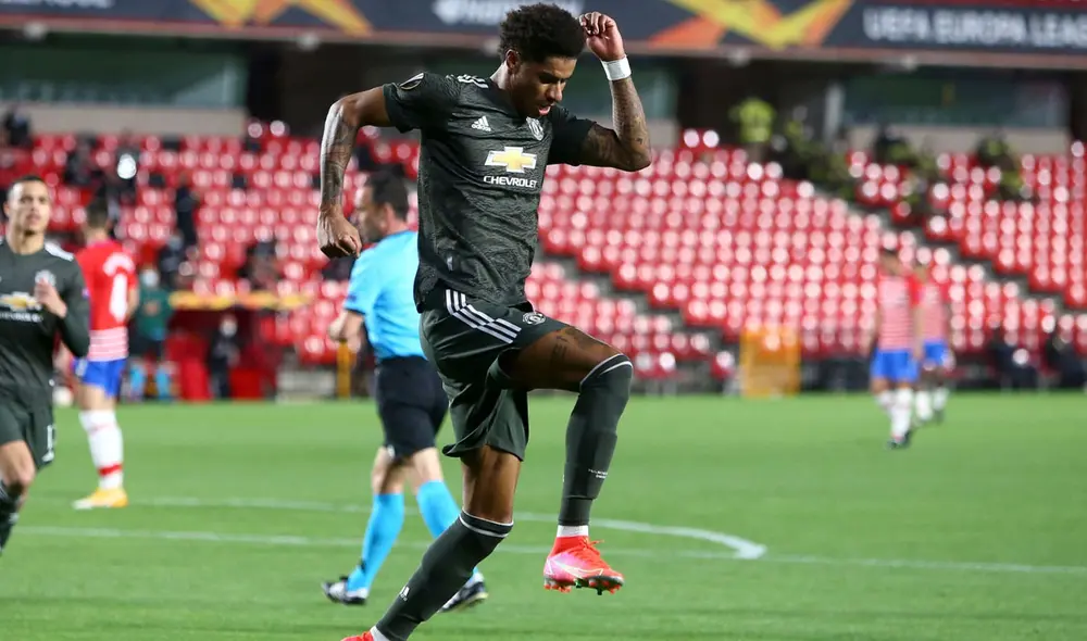 Marcus Rashford celebrando su gol en la victoria de Manchester United sobre Granada. Foto: MU.