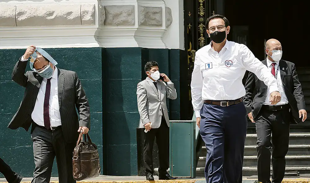 Elección. El Congreso decidirá la sanción al expresidente Martín Vizcarra cuando ya se podría saber si fue electo congresista. Foto: Antonio Melgarejo / La República Elección. El Congreso decidirá la sanción al expresidente Martín Vizcarra cuando ya se podría saber si fue electo congresista. Foto: Antonio Melgarejo / La República