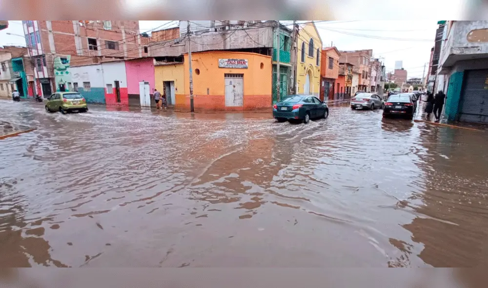Los diferentes sectores de Chiclayo se inundaron a consecuencias de las lluvias registradas en las últimas horas. Foto: difusión Los diferentes sectores de Chiclayo se inundaron a consecuencias de las lluvias registradas en las últimas horas. Foto: difusión