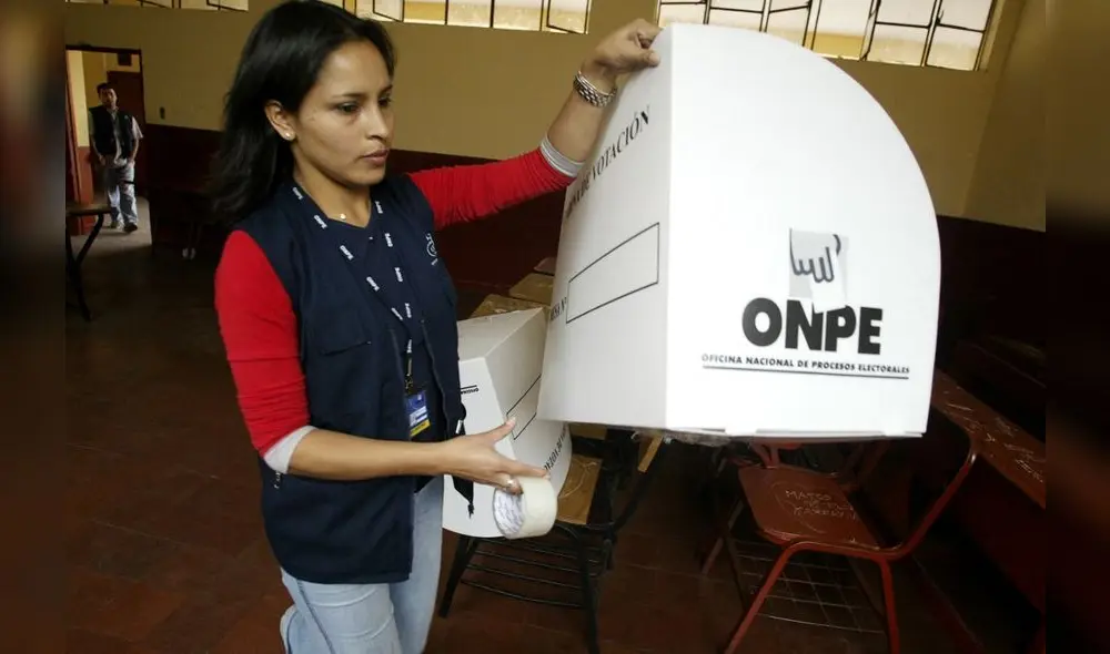 El nuevo Gobierno tendrá resonancias históricas al asumir sus funciones el día del bicentenario de la independencia del país. Foto: AFP