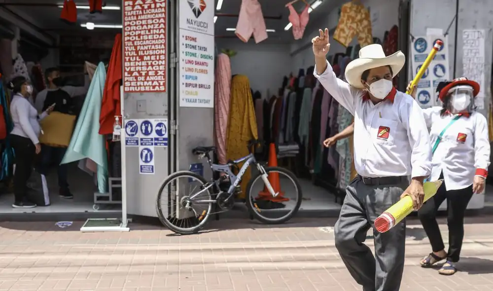 Pedro Castillo alcanza las preferencias electorales para la presidencia de la República. Foto: Aldair Mejia/La República Pedro Castillo alcanza las preferencias electorales para la presidencia de la República. Foto: Aldair Mejia/La República