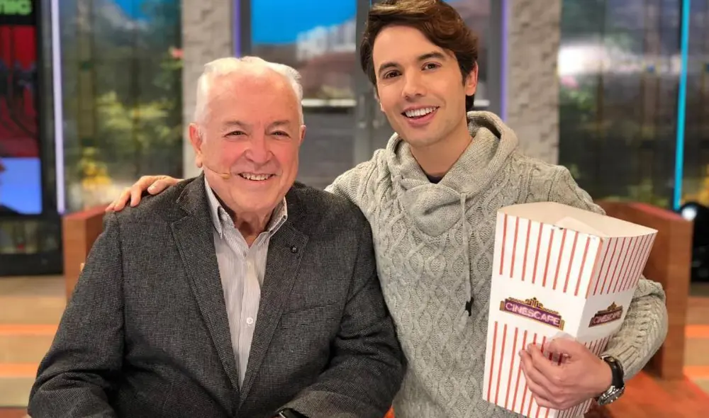 El conductor difundió una imagen en Instagram con la que expresó su emoción por la vacunación de sus padres. Foto: Instagram