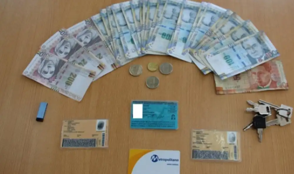 Pasajera se mostró agradecida con el comportamiento honesto de chofer. Foto: ATU Pasajera se mostró agradecida con el comportamiento honesto de chofer. Foto: ATU