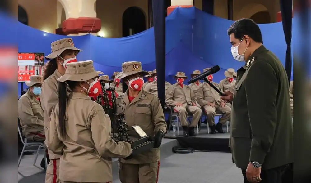 Los 1.000 combatientes son voluntarios y han sido formados en 22 unidades. Foto: EFE