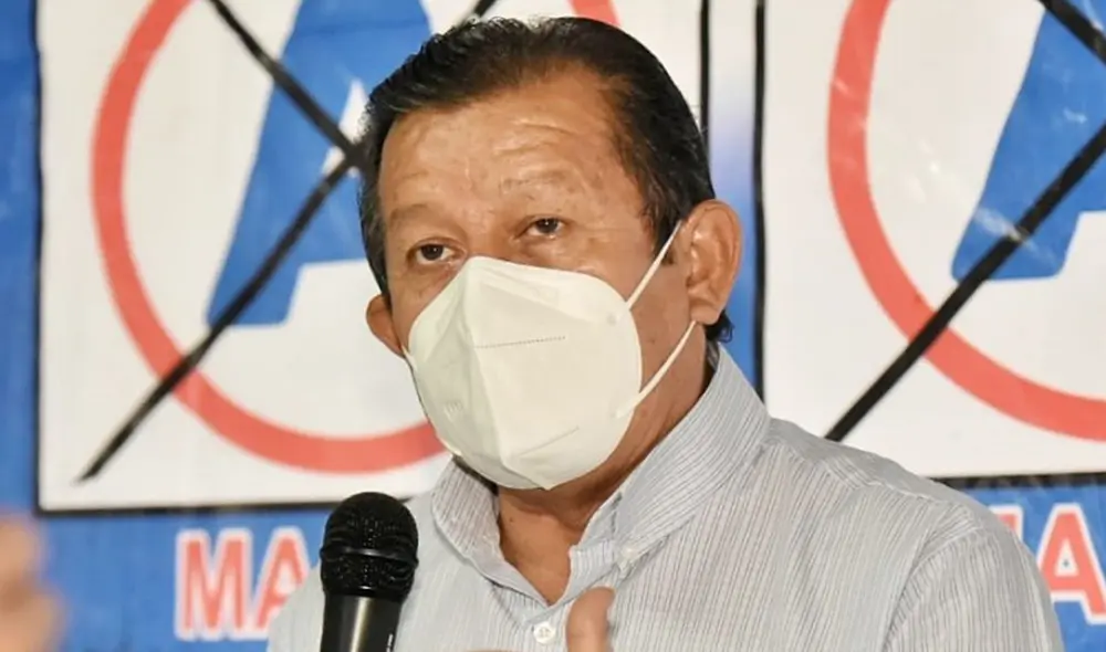 Eduardo Salhuana se desempeñó como ministro de Justicia en el gobierno de Alejandro Toledo el 2005. Foto: Paolo Peña/La República Eduardo Salhuana se desempeñó como ministro de Justicia en el gobierno de Alejandro Toledo el 2005. Foto: Paolo Peña/La República