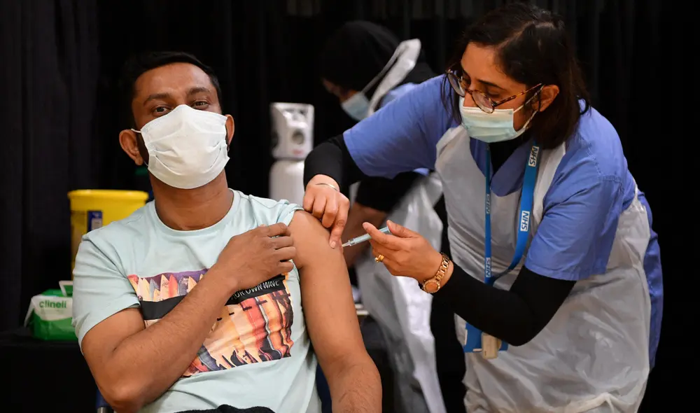 Fórmula de AstraZeneca fue descartada por Dinamarca para sus planes de vacunación. Foto: AFP