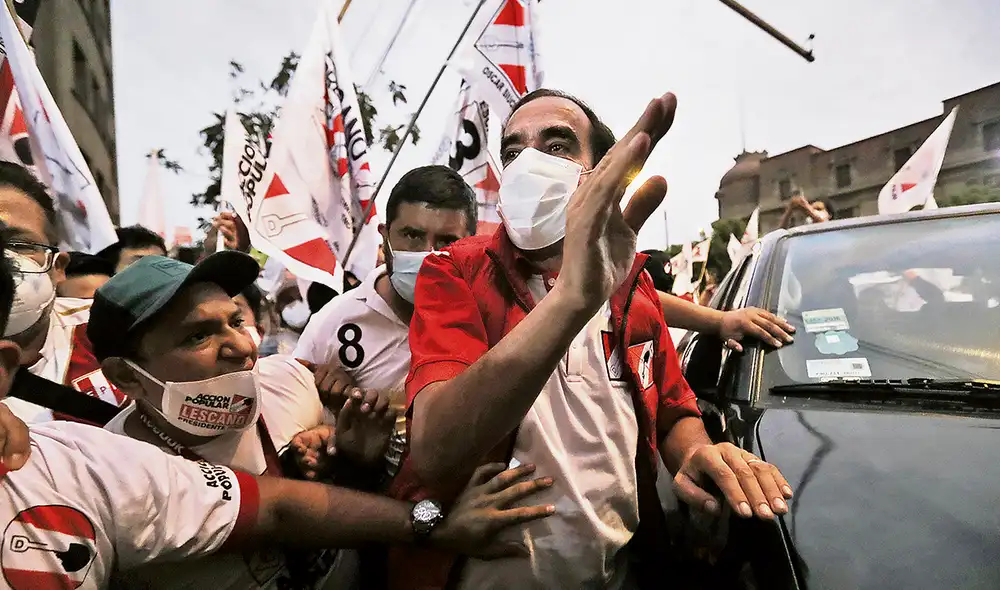 Marca distancia. Yonhy Lescano no avala a Keiko Fujimori ni a Pedro Castillo. Foto: Archivo La República