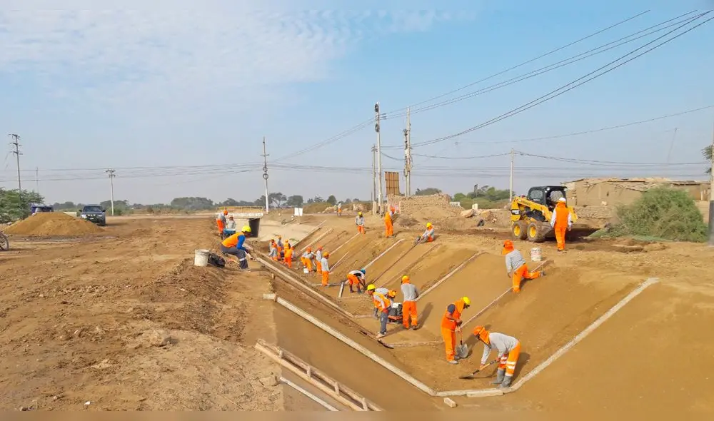 Trabajos de rehabilitación de canales de riego en cuatro regiones del norte. Foto: Midagri