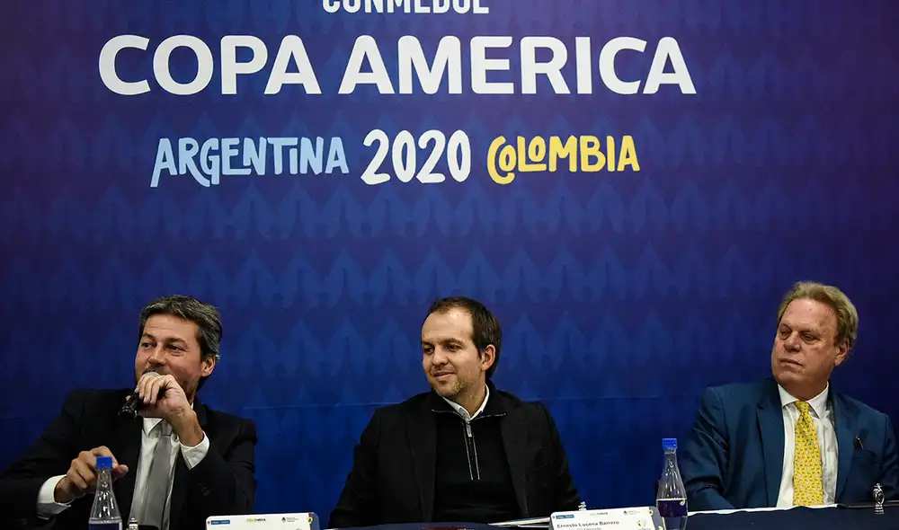 Lucena (al medio) señaló que se mantiene la organización en conjunto de Argentina y Colombia para la Copa América. Foto: AFP