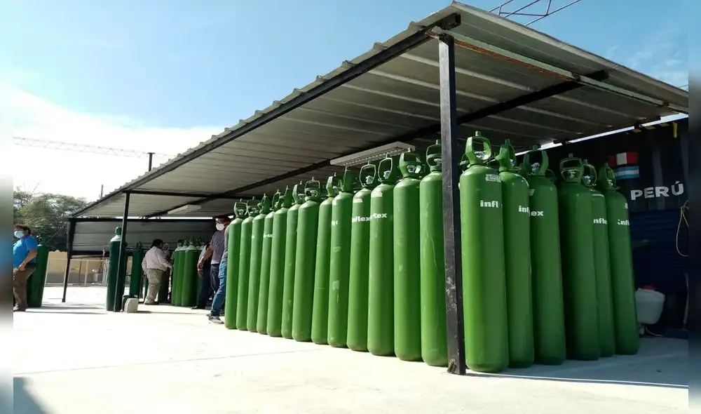 Llegan balones de oxígeno para pacientes COVID. Foto: La República.
