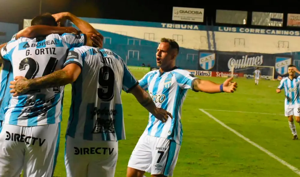 Atlético Tucumán se impuso a Vélez Sarsfield en la última fecha de la Copa de la Liga. Foto: ATOficial/Twitter