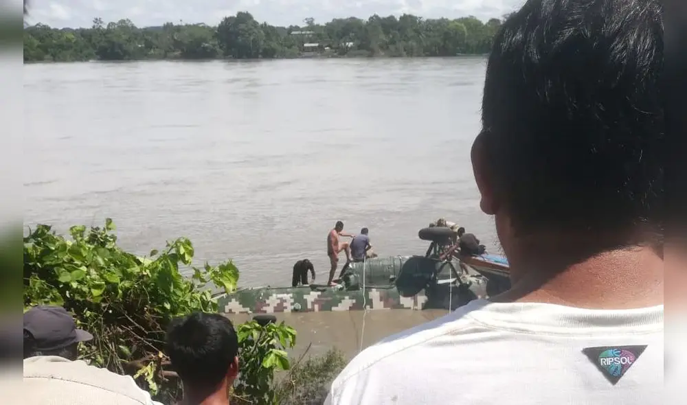 Rescatistas del Ejercito continúan en la zona del accidente aéreo. Foto: Municipalidad de Megatoni.