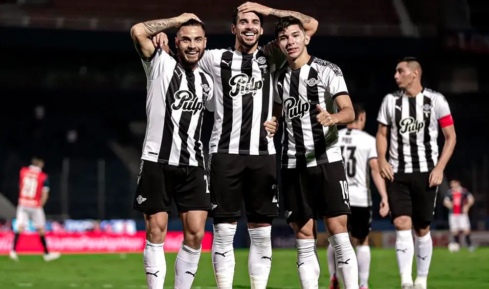 Libertad venció  a Cerro Porteño y es líder del Torneo Apertura. Foto: Twitter