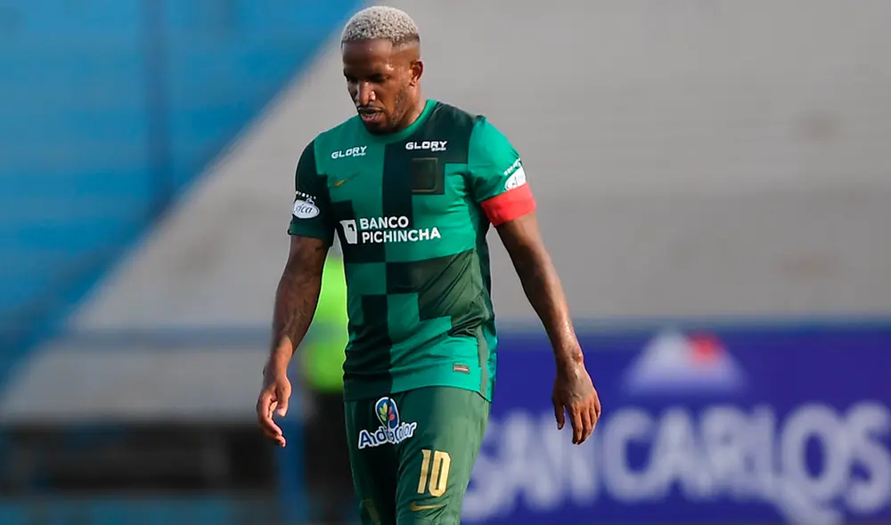 Jefferson Farfán se pronunció en Instagram sobre su video en un restaurante. Foto: Liga 1