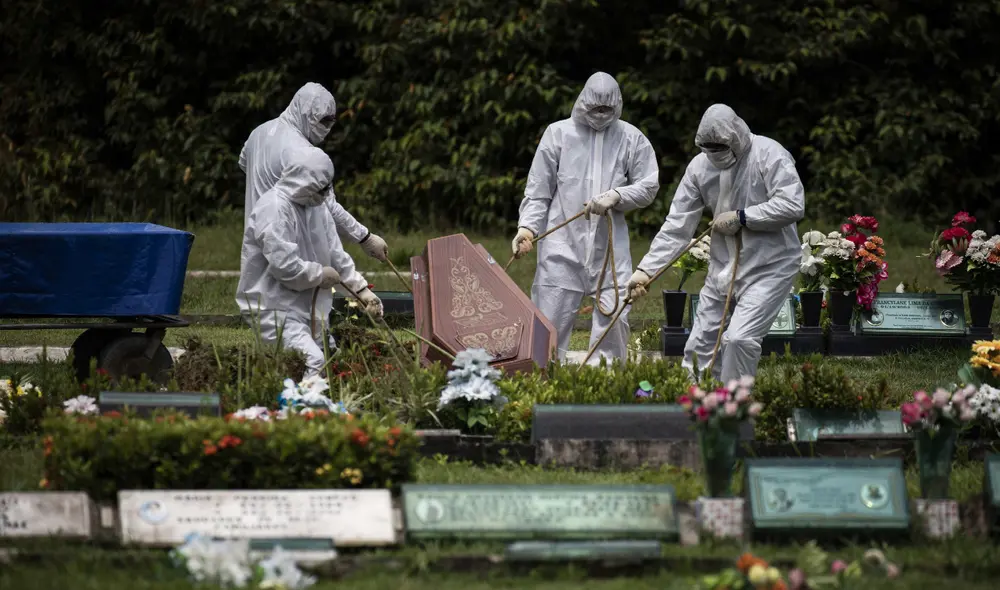 Datos transmitidos a la OMS podrían representar un subregistro. Brasil es el país con mayor mortalidad, con más de 20.000 decesos en una semana. Foto: EFE