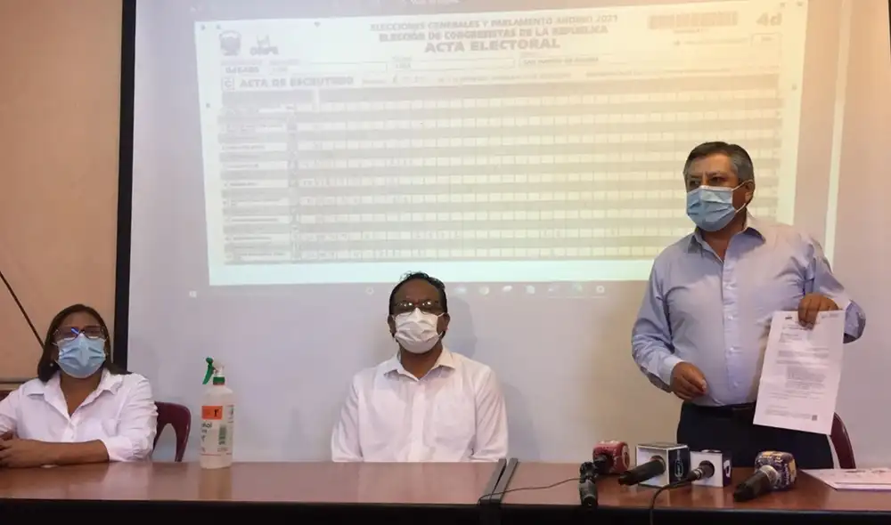 JP había pedido un recuento de votos por la disminución de estos hacia algunos candidatos, pero la ONPE señaló que eso se debe a un reprocesamiento de actas. Foto: Gianella Aguirre/URPI-LR JP había pedido un recuento de votos por la disminución de estos hacia algunos candidatos, pero la ONPE señaló que eso se debe a un reprocesamiento de actas. Foto: Gianella Aguirre/URPI-LR