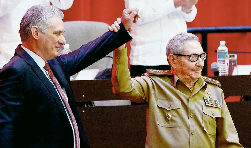 Salida. El último de los Castro seguirá siendo fundamental en decisiones importantes. Foto: AFP