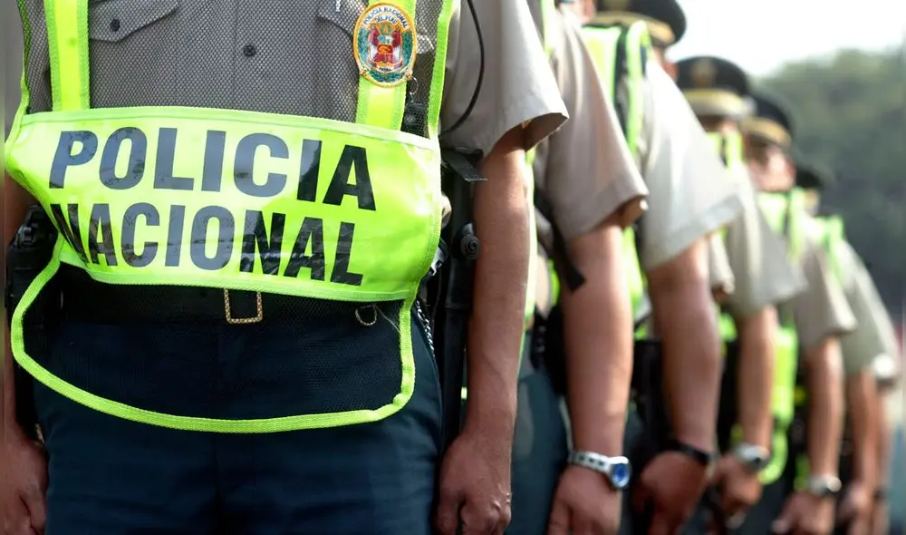Todos los policías fallecidos por la Covid-19 se encontraban en actividad. Foto: Referencial/Andina.