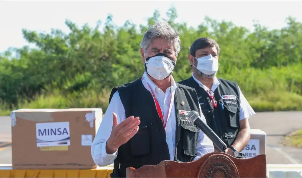 Sagasti se encuentra repartiendo los lotes de vacunas contra la COVID-19. Foto: Presidencia