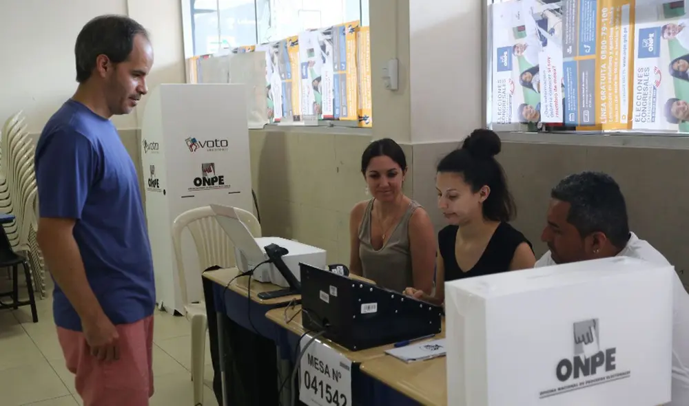 Los miembros de mesa deberán estar presentes en su local de votación desde las 6.00 a. m. Foto: La República