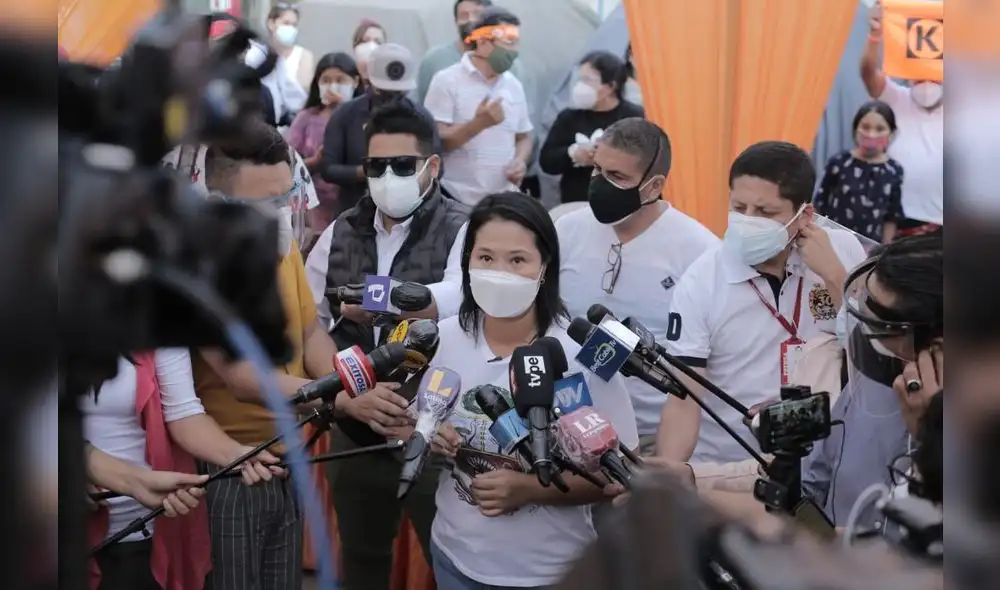 Keiko Fujimori pasó al balotaje siendo segundo lugar con el 13,400% de los votos hábiles, de acuerdo al 100% de actas procesadas por la ONPE. Foto: John Reyes/La República Keiko Fujimori pasó al balotaje siendo segundo lugar con el 13,400% de los votos hábiles, de acuerdo al 100% de actas procesadas por la ONPE. Foto: John Reyes/La República