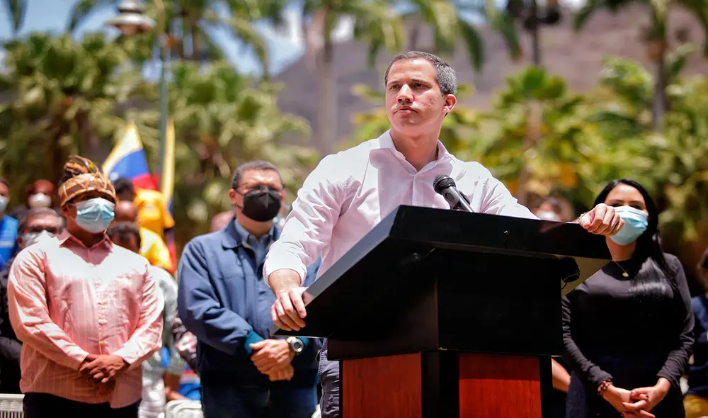 Juan Guaidó evitó referirse al par de aspirantes que concurren al balotaje en Perú, empero subrayó que no cesará la coalición internacional contra Nicolás Maduro. Foto: Presidencia encargada de Venezuela Juan Guaidó evitó referirse al par de aspirantes que concurren al balotaje en Perú, empero subrayó que no cesará la coalición internacional contra Nicolás Maduro. Foto: Presidencia encargada de Venezuela