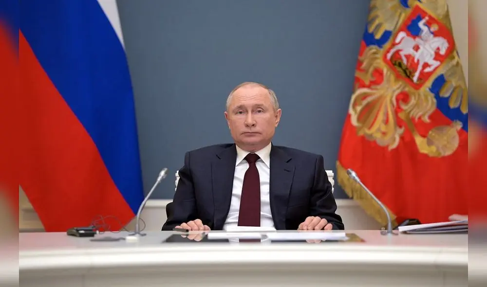 Vladimir Putin asiste a una reunión de videoconferencia como parte de la Cumbre de Líderes sobre el Clima virtual organizada por Estados Unidos. Foto: AFP
