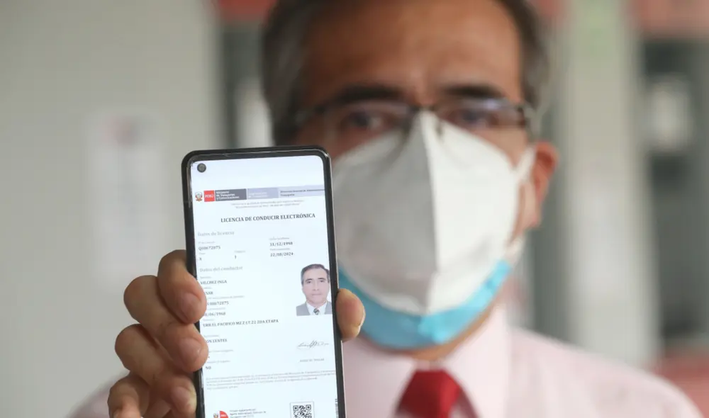 Los ministerios de Transportes y Comunicaciones y del Interior trabajan de manera conjunta en operativos de fiscalización y difusión del nuevo documento digital. Foto: MTC Los ministerios de Transportes y Comunicaciones y del Interior trabajan de manera conjunta en operativos de fiscalización y difusión del nuevo documento digital. Foto: MTC